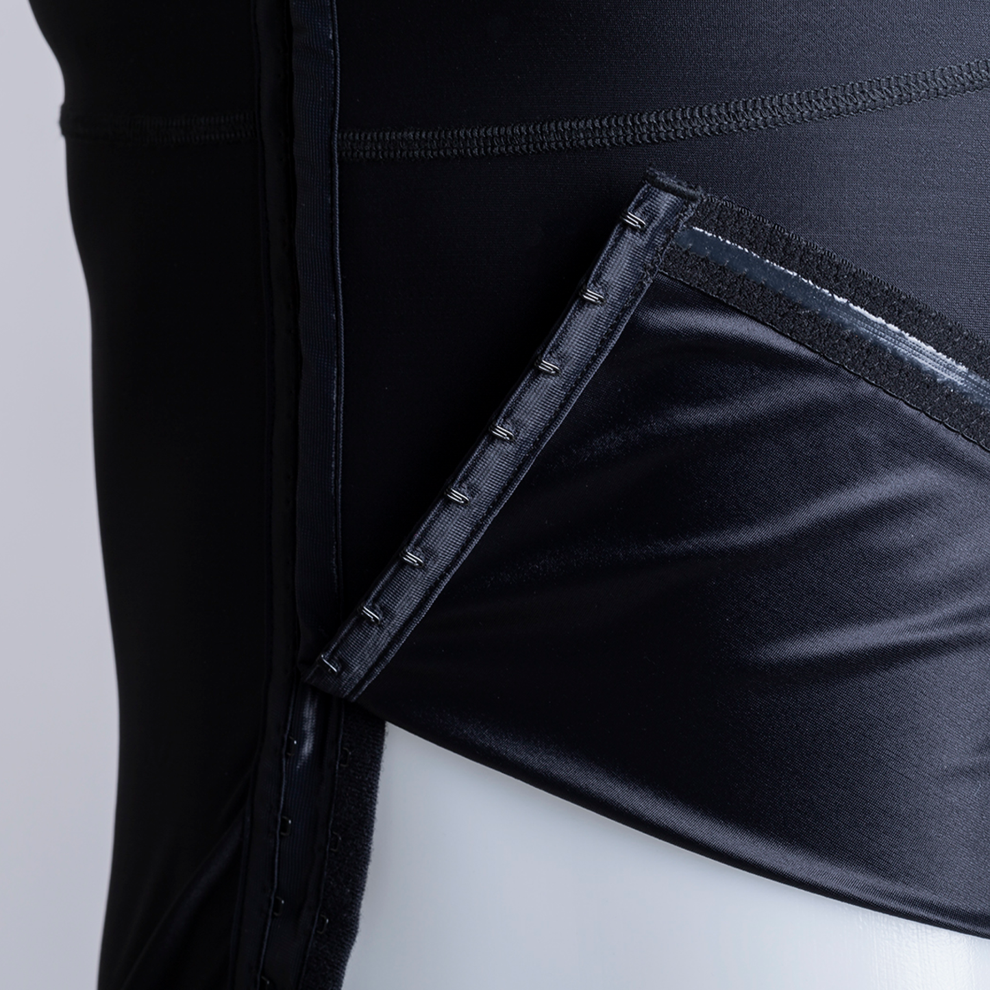 031_Black_ (7).png